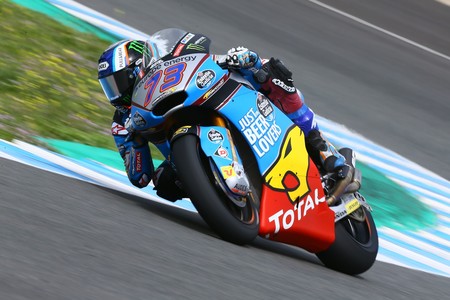 Álex Márquez firma el mejor tiempo del viernes en una jornada muy igualada de Moto2
