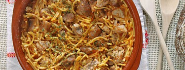 Fideos a la cazuela con carne de cerdo: receta tradicional