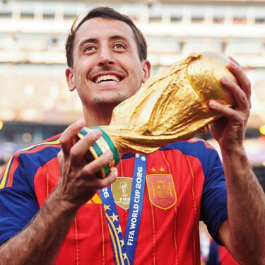 Mikel Oyarzabal, jugador de España, sobre la importancia de la universidad: “Sé que es importante tener una segunda opción de futuro al margen del fútbol" 