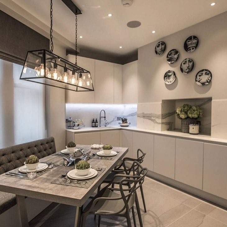 En esta cocina también se come. Diez ejemplos de cocinas comedor que