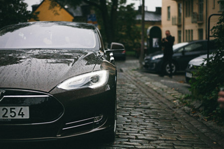Tesla: un Apple Car sería positivo para el mercado del coche eléctrico
