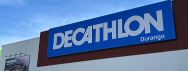 Esta es la chaqueta que Decathlon ha rebajado de 120 a menos de 36 euros que sirve como chubasquero y es súper calentita 