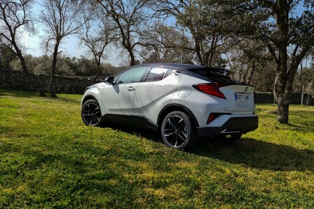 Toyota C Hr Gr Sport 2
