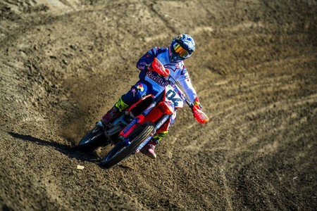 Dovizioso Red Bull Motocross