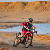 Ricky Brabec gana la décima etapa del Dakar y la general se comprime por una caída de Nacho Cornejo