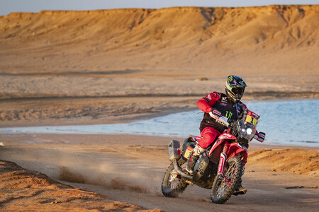 Ricky Brabec gana la décima etapa del Dakar y la general se comprime por una caída de Nacho Cornejo