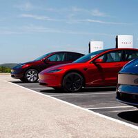 Tesla se sigue aprovechando de un truco para ser rentable: dejar que las marcas de coches de gasolina contaminen en su nombre