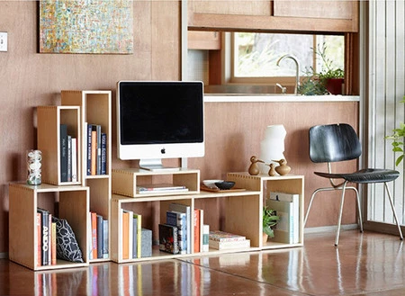 Una interesante estantería modular de madera
