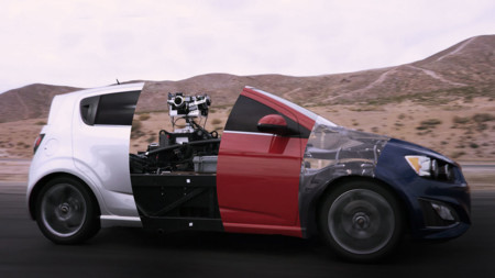 Con Blackbird puedes grabar persecuciones y que en pantalla el protagonista sea el coche que tú quieres