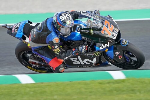 Victoria para Marco Bezzecchi, caída de Sam Lowes y el mundial de Moto2 empieza de nuevo