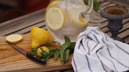 Cinco refrescos saludables para disfrutar de las terrazas este verano