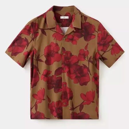 Esta Siendo Una Gran Temporada Para La Camisa Resort Masculina Fichamos Cinco Modelos De Zara Mango Pull Bear Y Mas Marcas Para Sumar A Tu Look Jpg