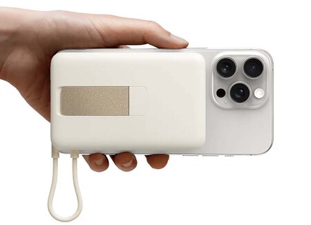 Xiaomi Magnetic Power Bank 10000 with Built-in Stand