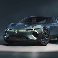 Me he subido al Renault del futuro: es el anticipo de cómo los coches quieren ser tan sostenibles que ni dejen huella de carbono