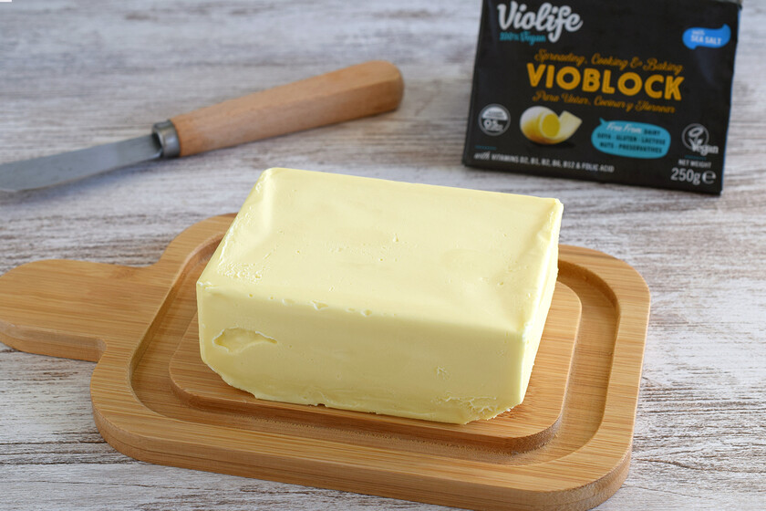 Probamos Vioblock, la mantequilla vegana de aceite de coco que sabe a  mantequilla de verdad (y sirve para cocinar)