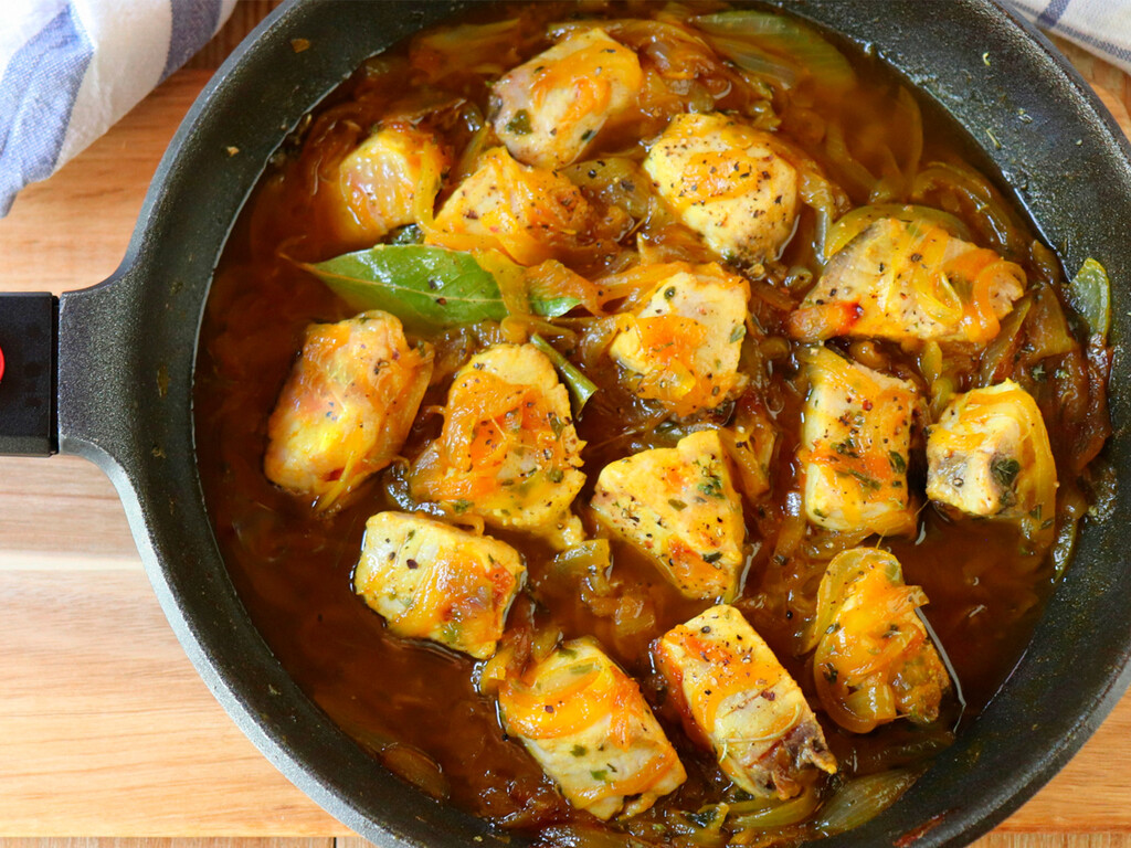 No es ni asturiana ni vasca, pero es una receta de bonito perfecta para el verano con un toque muy andaluz