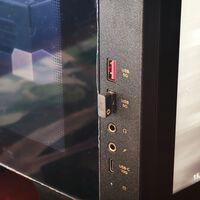 Se acabó el tiempo en que el color del USB importaba. Existen hasta puertos morados (y verdes y rojos) que ya no significan nada