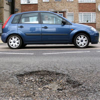 Drones para reparar baches, no es una idea utópica, es un proyecto británico ya  en marcha