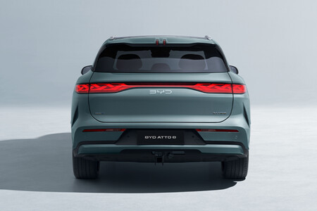 Byd Atto 8 2