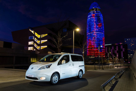 Nissan aumentará la producción de la furgoneta eléctrica e-NV200 en Barcelona, mientras reduce la del resto de coches