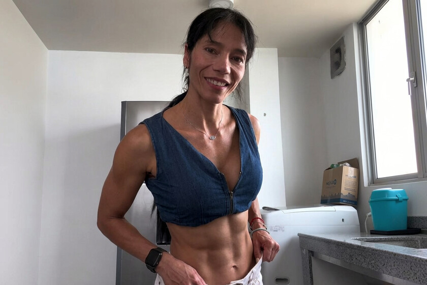 Yaneth Ponce, entrenadora: cinco ejercicios con dos mancuernas para tener unos brazos más fuertes