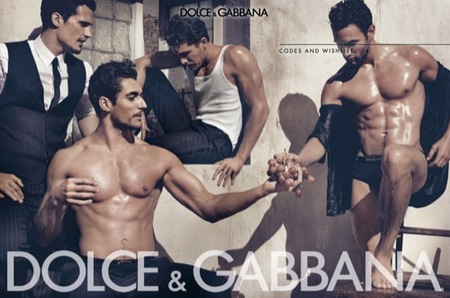 La campaña de Dolce & Gabbana, Primavera-Verano 2010: músculos y hombres perfectos