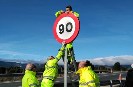 Límite de velocidad a 90 km/h