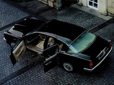 Los 7 millones de yenes que compraron uno de los 1.000 coches retro