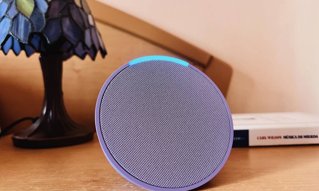 Si no tenías Alexa en casa, esta es tu oportunidad para conseguir el Echo Pop con más del 60% de descuento
