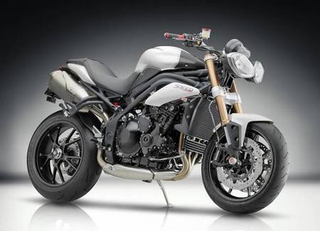 Estilo italiano Rizoma para las superventas inglesas, la Triumph Street Triple y Triumph Speed Triple
