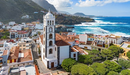 Pueblos Bonitos Vacaciones Verano Espana Barato Escapada Piscinas Naturales Comida Rica