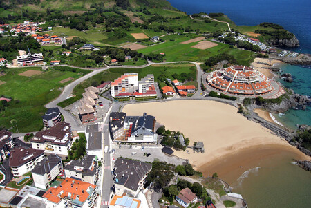 Pueblo Marinero Cantabria Bonito Escapada Otono Invierno Viajes Espana Turismo