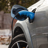 El método chino para triunfar con el coche eléctrico es una receta que inventamos en Europa. La despreciamos porque era demasiado cara y ahora está arrasando en China 