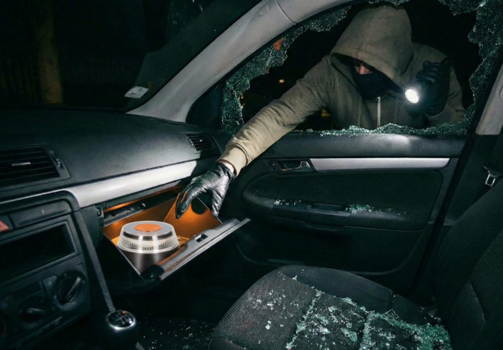 Ante el mercado negro de las balizas V16, la Policía avisa: “son unos de los objetivos más grandes de los ladrones”