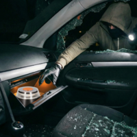 Ante el mercado negro de las balizas V16, la Policía avisa: “son unos de los objetivos más grandes de los ladrones” 