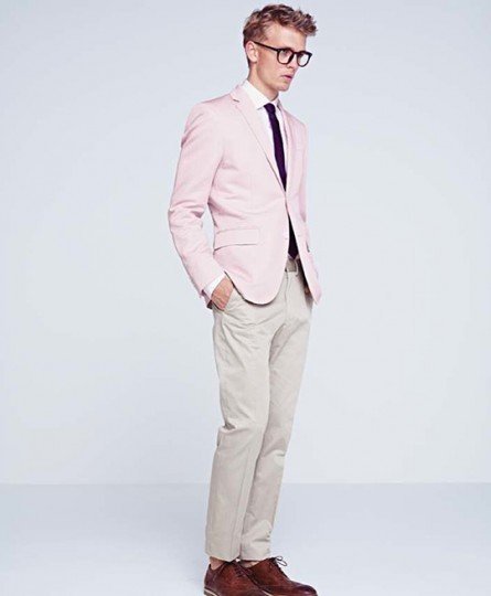 H&M se adelanta con su primer catálogo de Primavera-Verano 2012