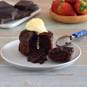 Coulant de chocolate sin gluten, receta de postre con un corazón fundido e irresistible 