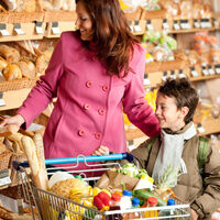 ¡Al supermercado con los niños!: nueve grandes beneficios de hacer la compra con tus hijos