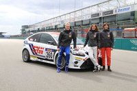 Ford cede un Focus RS a estudiantes alemanes para las 24 Horas de Nürburgring