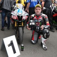 Michael Dunlop se hace con la primera victoria en Supersport del TT de la Isla de Man