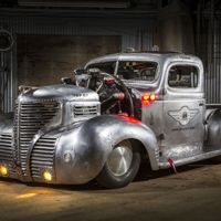 Esta es la Plymouth pickup de 1939 que quería ser un avión, con un motor radial y mucho más