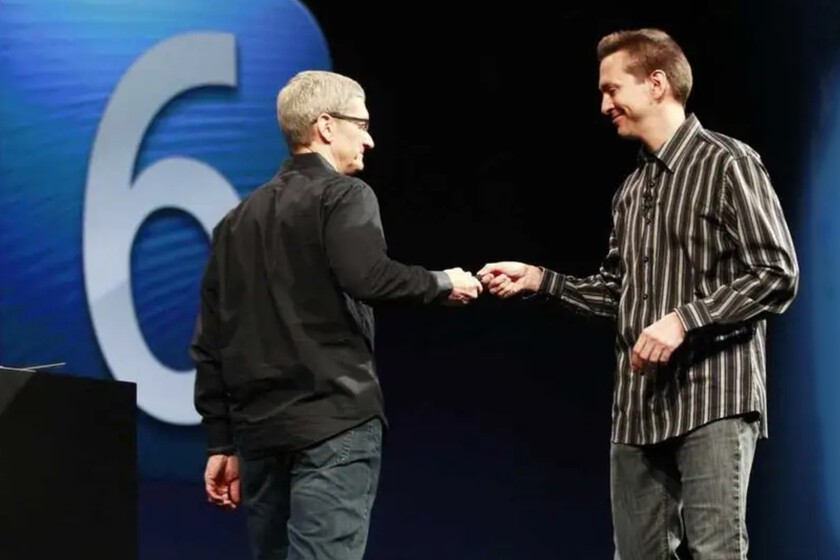 Tim Cook fulminó a la mano derecha de Steve Jobs. Se ha paseado por el Apple Park como si no hubiera pasado el tiempo