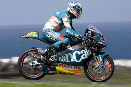 Julián Simón gana en Australia y ya es CAMPEÓN DEL MUNDO de 125 c.c.