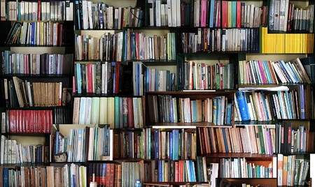 Los libros de texto 'sin derechos de autor' son un filón para ahorrar