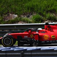 Charles Leclerc, en el ojo del huracán: chocó contra Sebastian Vettel y destrozó los dos coches de Ferrari