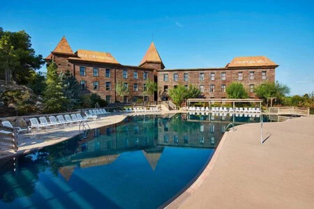 Cuatro hoteles para alojarte durante tus viajes a PortAventura y disfrutar a lo grande (tanto o más que los niños)