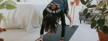 Este es el ejercicio de glúteos que no puede faltarte en tu rutina de entrenamiento en casa o en el gimnasio 