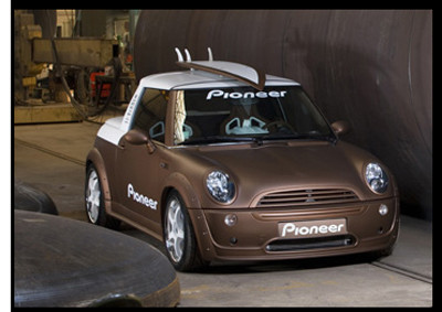 Mini pick-up por Pioneer