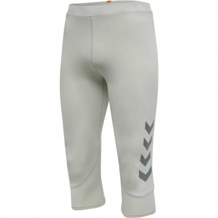 Equipate Como Todo Un Pro Con Las Rebajas En Prendas Y Complementos Deportivos De Hummel En Deporte Outlet