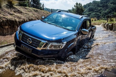 Manejamos La Nissan Np300 Frontier Diésel 4x4 Nunca Imaginamos Que Nissan Np300 Frontier Diésel 4x4 Prueba México